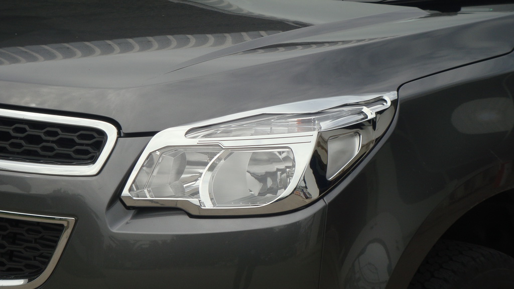 Head Lamp Light Cover Trim Chrome For Chevrolet Holden Trailblazer 2012