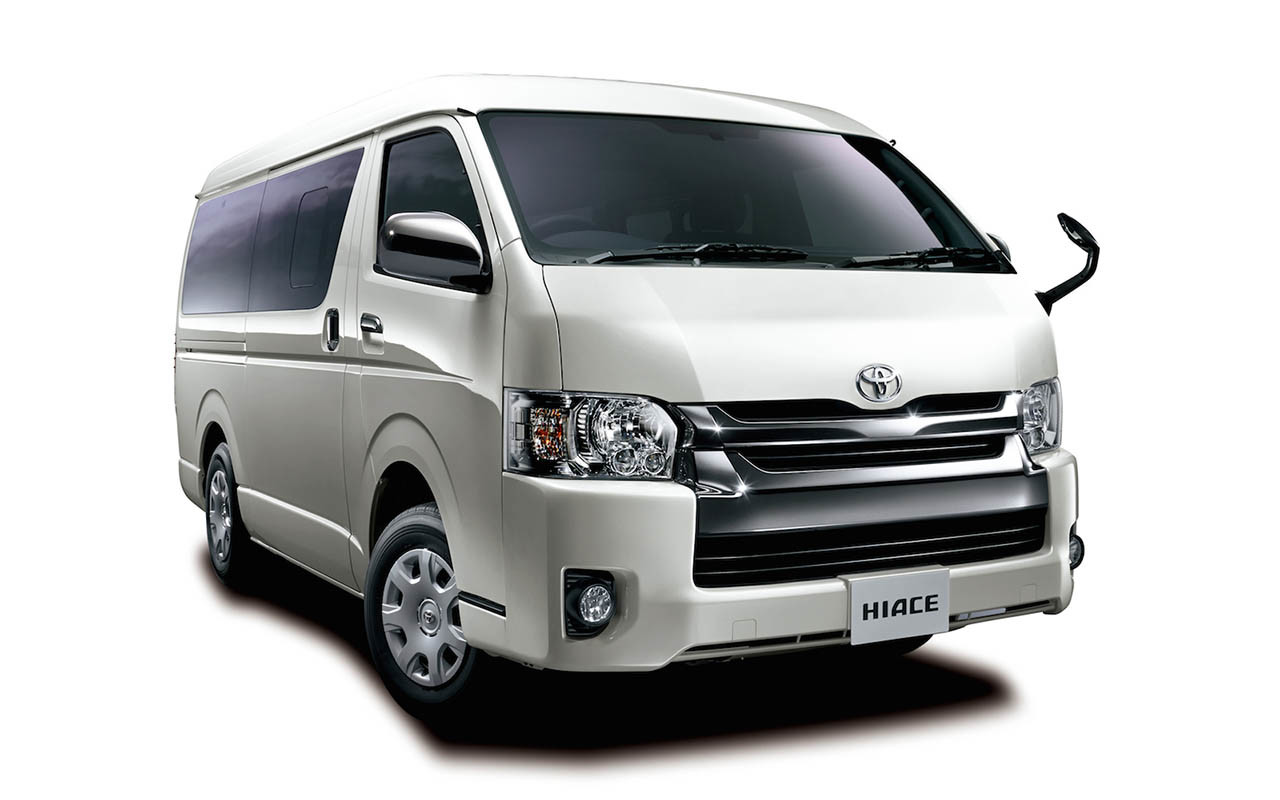 Тойота минивэн Hiace 2020