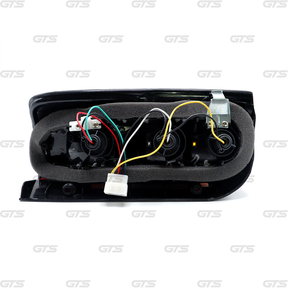 Pair Rear Tail Lamp Lights For Toyota Hiace Commuter Van LH112