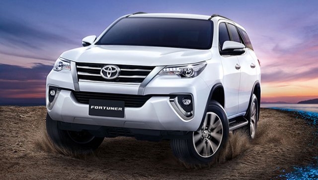 Rear Left Outer Back Door Window Fits Toyota Fortuner SUV 2016