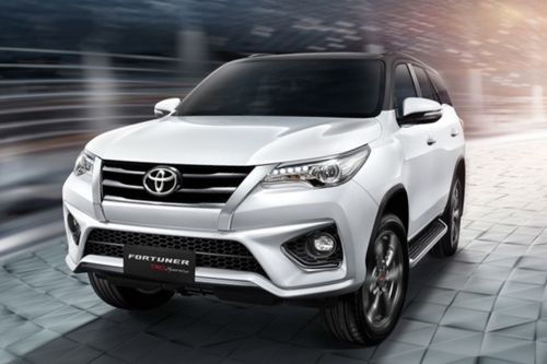 Moulding Back Window Chrome Outer For Toyota Fortuner SUV 4x4 4x2