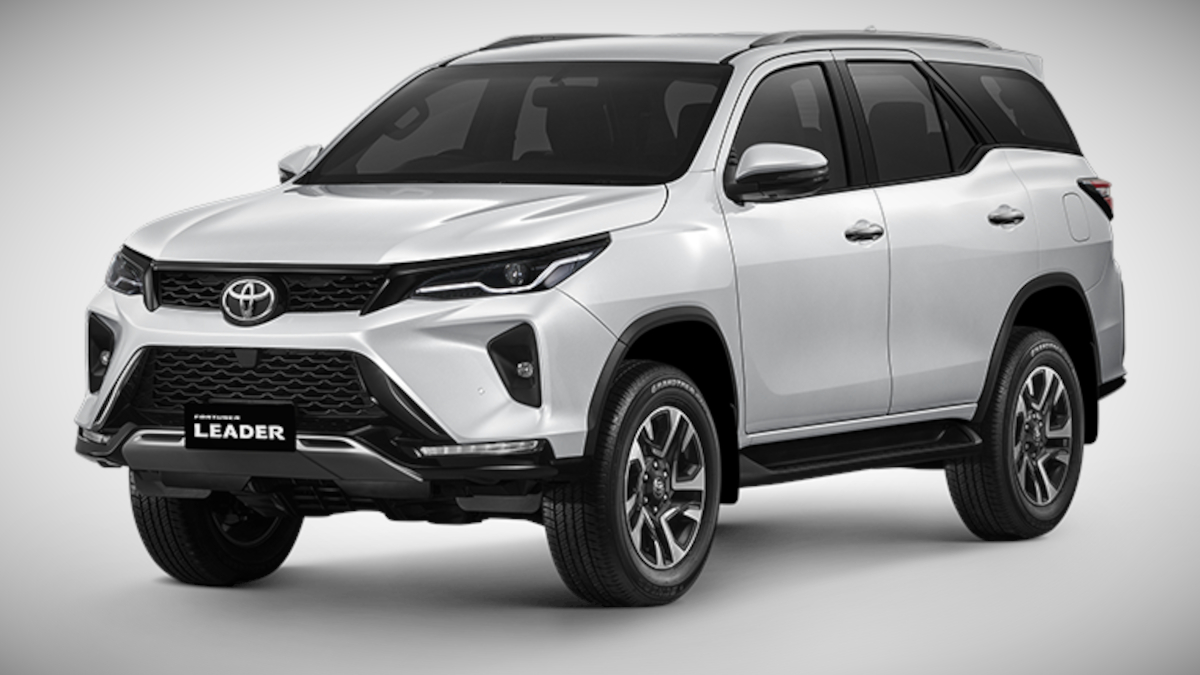 Front Right Plastic Inner Fender Liner For Toyota Fortuner